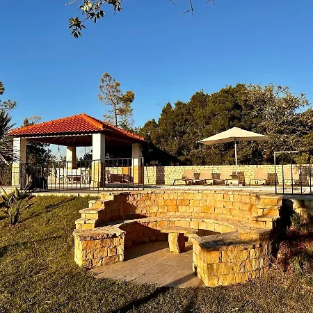 One Bedroom With Private Bathroom And Kitchen Шале Алкобаса