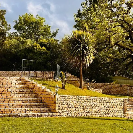 One Bedroom With Private Bathroom And Kitchen Шале