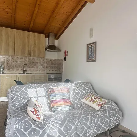 Alpstuga One Bedroom With Private Bathroom And Kitchen Alcobaça