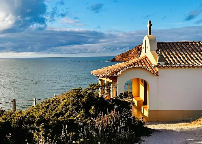 One Bedroom With Private Bathroom And Kitchen Шале Алкобаса