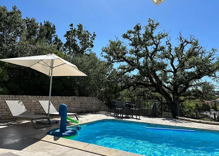 One Bedroom With Private Bathroom And Kitchen * Алкобаса